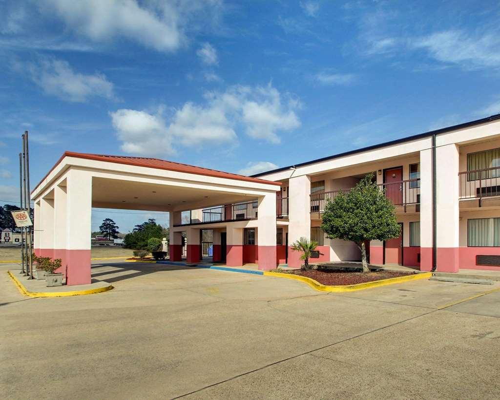 Econo Lodge Inn & Suites Forest Dış mekan fotoğraf